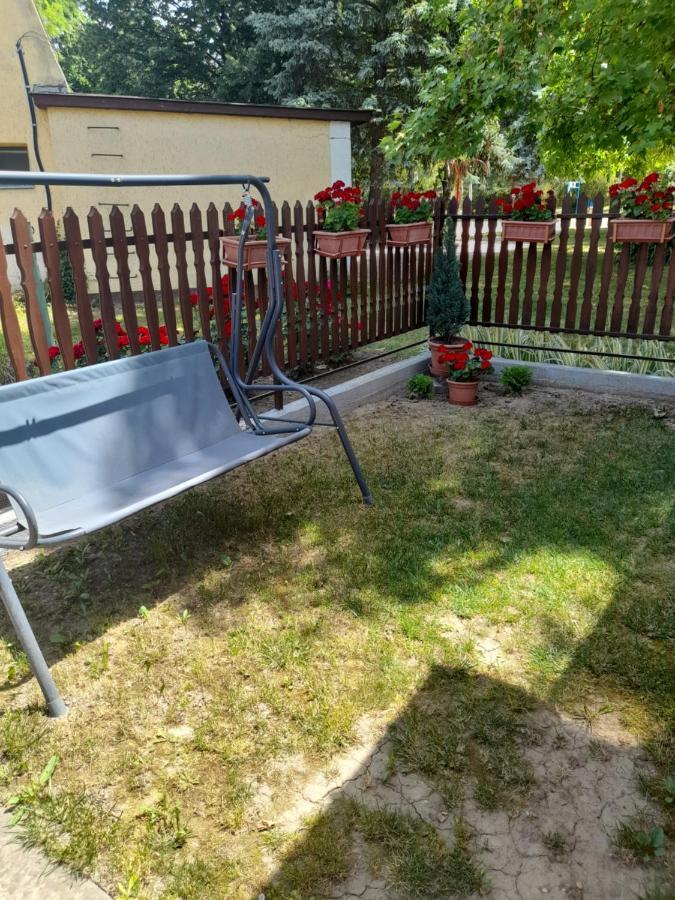 Thermal Apartman Tiszafuered Exterior foto