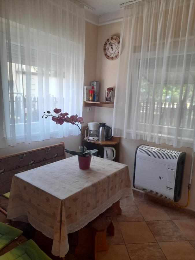Thermal Apartman Tiszafuered Exterior foto